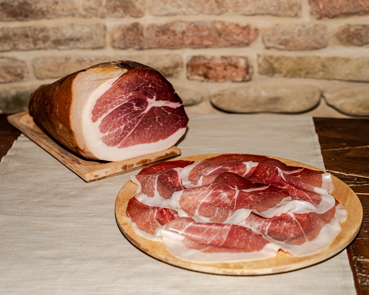 Salumi e formaggi assortiti 3