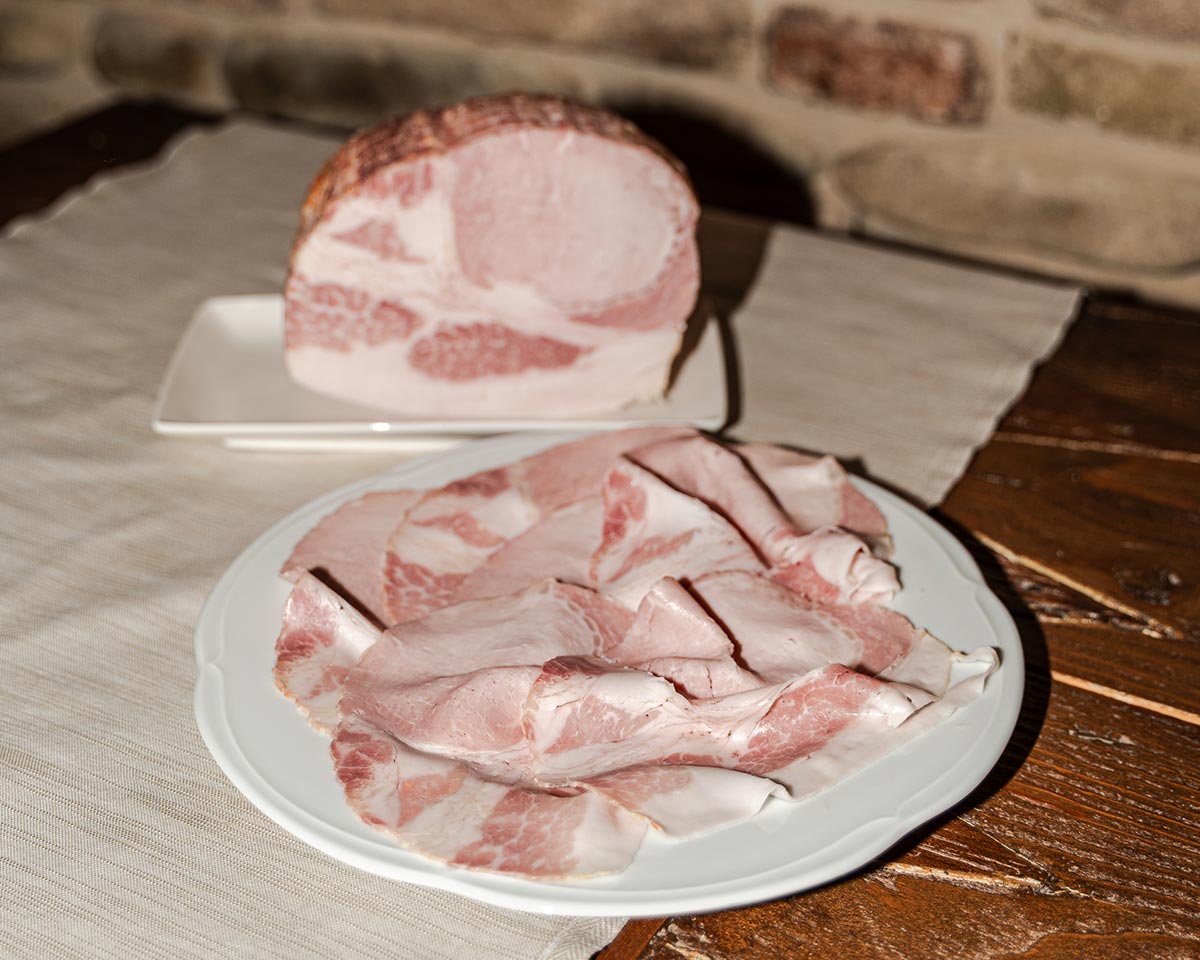 Salumi e formaggi assortiti 11