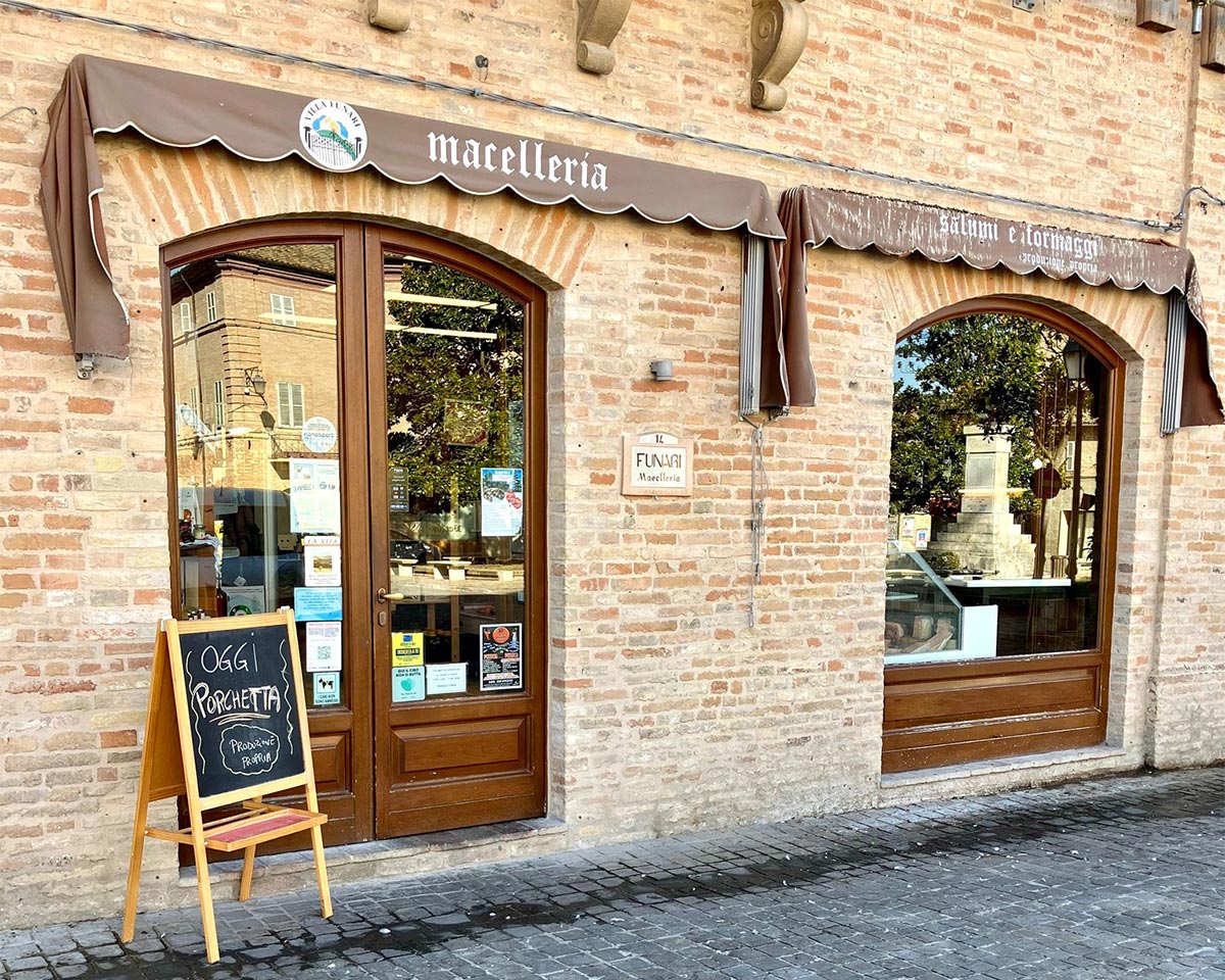 Negozio Funari Salumi 3